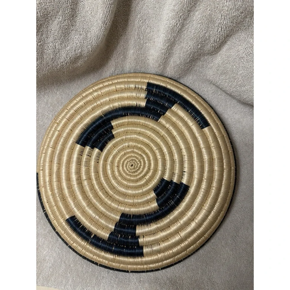 Homemade Sea grass Woven Platter 11.5 in Natural Blue‎